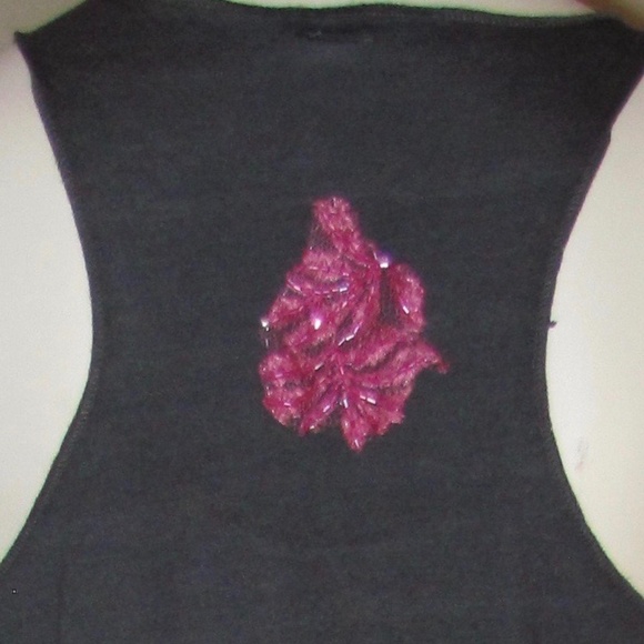 Racerback Relaxed Fit Tank HTV+Embellishment NWOT - Picture 4 of 8